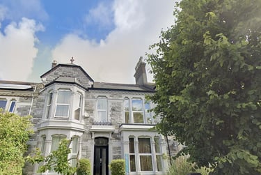 9 bed house, St. Lawrence Road, North Hill, Plymouth, PL46HN - Image 1
